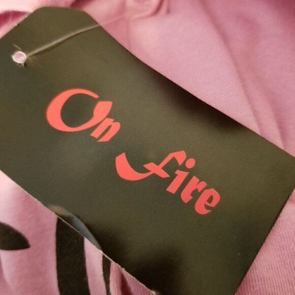 On Fire High-Low Women's Graphic Top (size 2X) - Picture 7 of 8